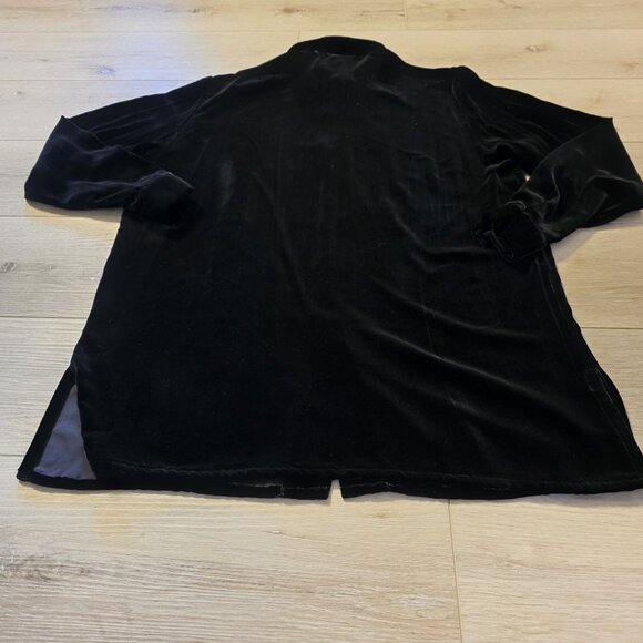 VTG Jacqueline Ferrar Black Velvet Velour Long Sleeve Collar Button Shirt Sz Med - Picture 7 of 9